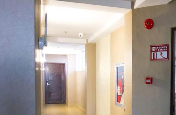 Why Should You Hire Us to Install a Fire Alarm System in Your Office Building?

        